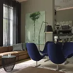 فندق Boutique Manna & Blue 4*