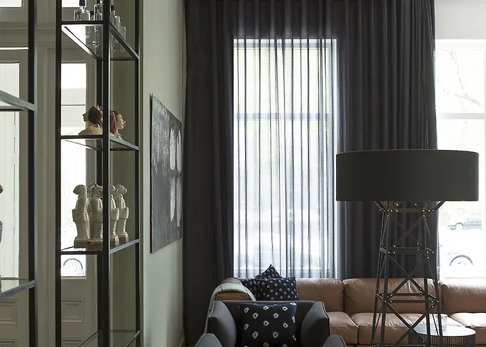 فندق Boutique Manna & Blue 4*