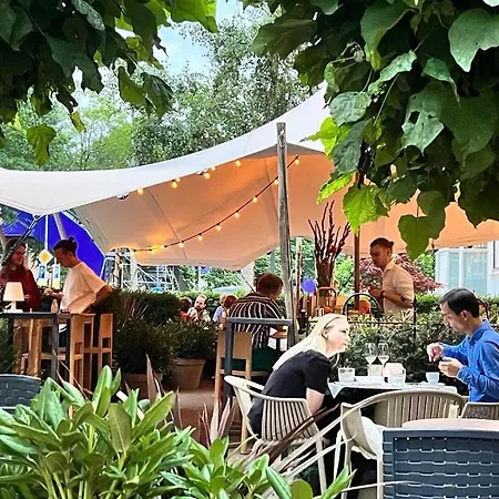 酒店 Boutique Manna & Blue 4*